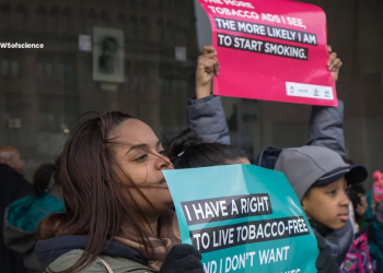 Drop in vaping drives tobacco item use by U.S. youth to a record low